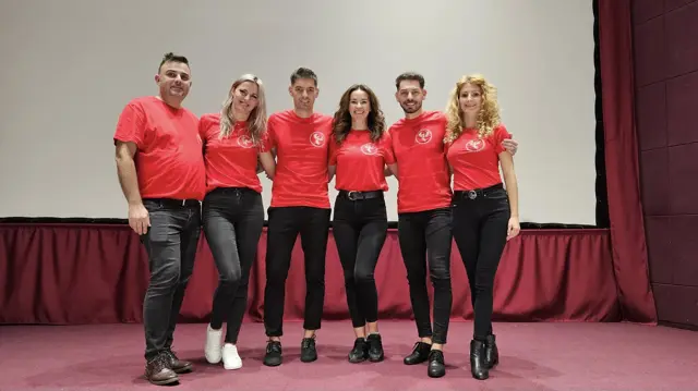 Dansatorii Magic Dance Studio pe scenă