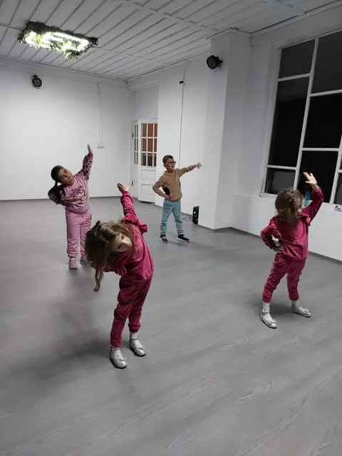 Copiii de la Salsa & Bachata Kids, Magic Dance Studio