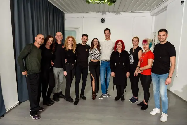 Petrecere sau ieșire cu comunitatea Magic Dance Studio